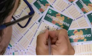 Dois apostadores de Goiás acertam a quina da Mega-Sena e faturam mais de R$ 26 mil cada