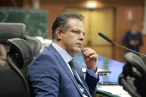 Restituição do Fundeinfra a produtores rurais vira novo alvo da oposição na Alego