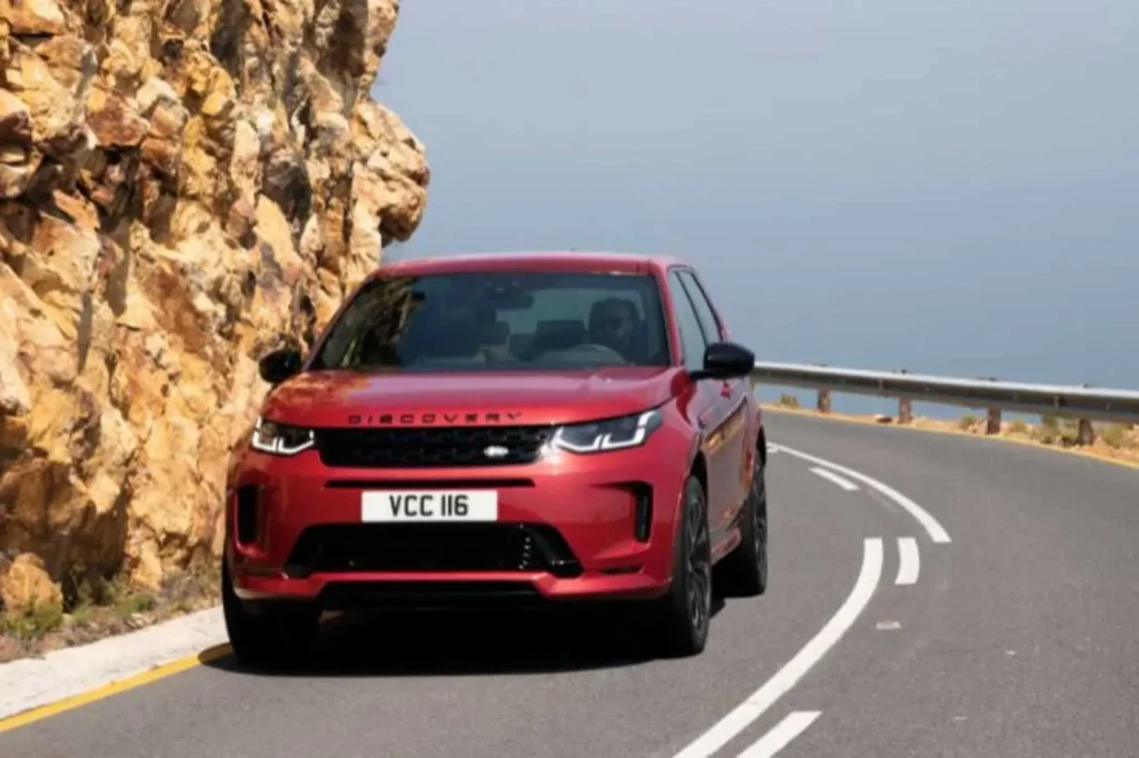 Land Rover faz recall de mais de 250 mil veículos por falha em airbag; Brasil também está na lista