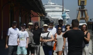 TURISTAS