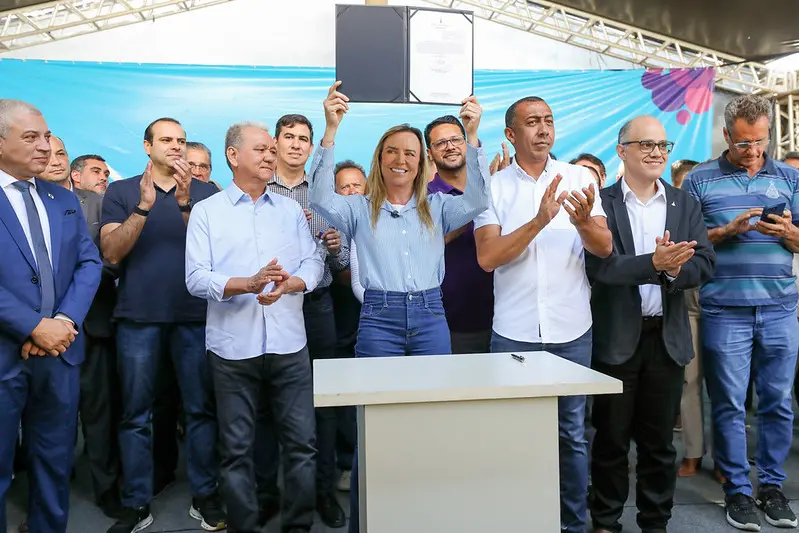 Após alta médica, Celina Leão retoma agenda e anuncia R$ 30 milhões em obras para Ceilândia