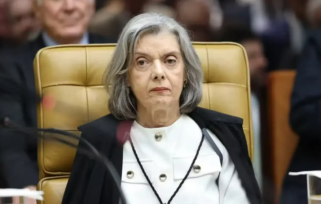 Cármen Lúcia defende ética e transparência no Judiciário