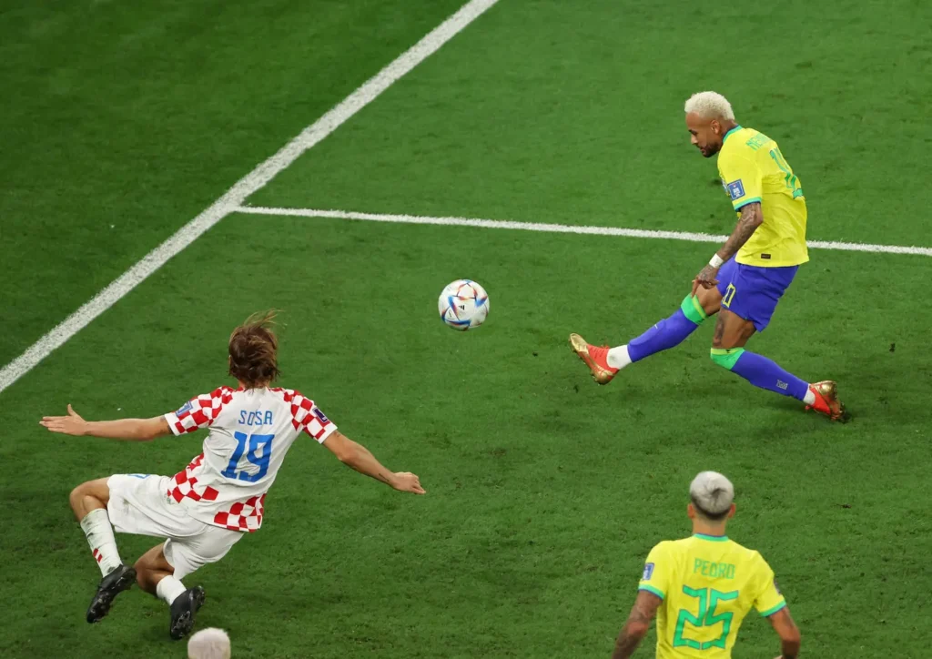 Neymar tem mais gols em Copas que todo elenco do Brasil