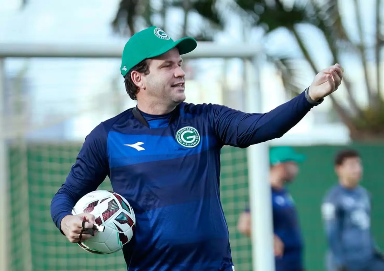 Daniel Paulista deixa o Goiás e acerta com o Ceará para sequência da Série B