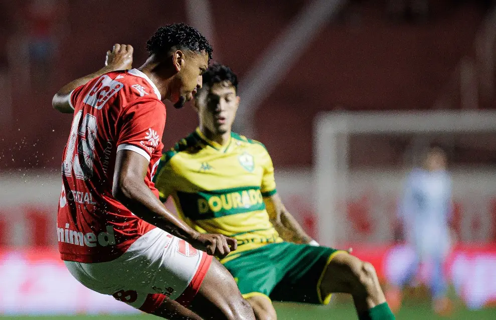 Cuiabá x Vila Nova: escalações, horário e onde assistir