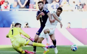 Marrocos vence Escócia e assume liderança do Grupo C