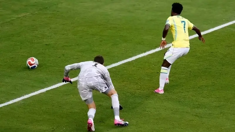 Brasil vence Escócia, garante liderança do Grupo C e celebra retorno de Neymar