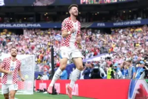Croácia vence Gana, confirma classificação e avança ao mata-mata da Copa do Mundo