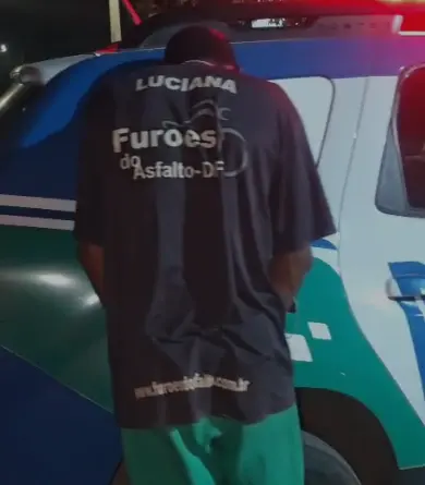 Homem é preso após ameaçar companheira com faca e manter filha refém em Aparecida