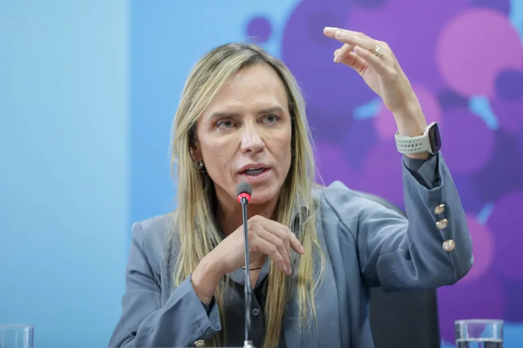 Celina envia à CLDF proposta com internação involuntária para população em situação de rua