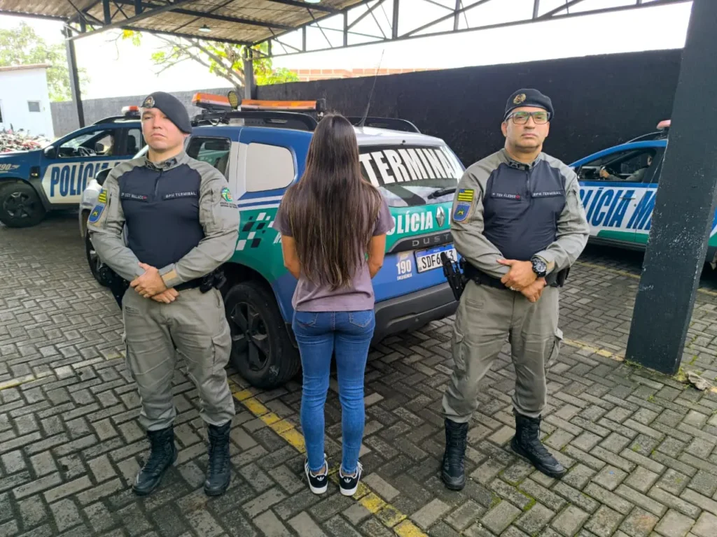 VÍDEO mostra idosa sendo agredida por passageira dentro de ônibus em Goiânia