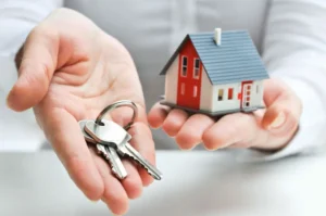 Projeto que libera arma para corretores avança na Câmara e divide o mercado imobiliário