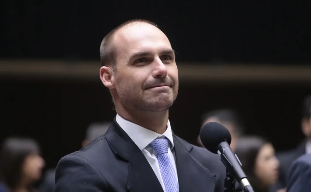 O que acontece agora com Eduardo Bolsonaro após condenação unânime no STF 2 Bolsonaro