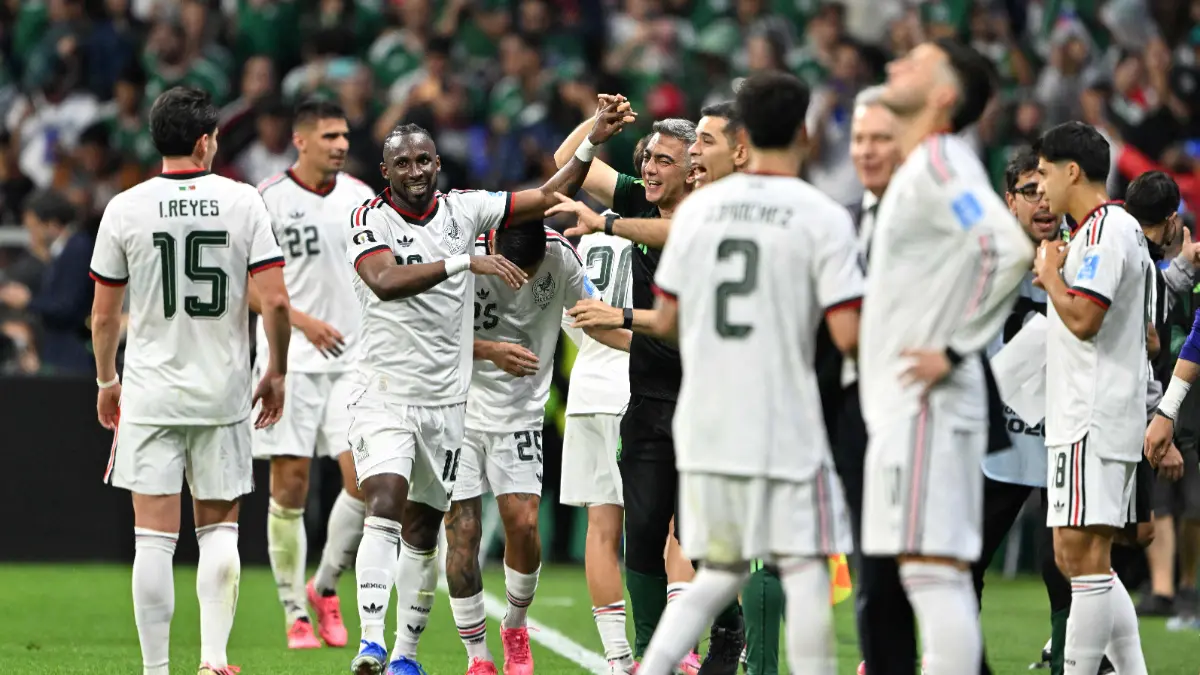 México goleia a Tchéquia, mantém campanha perfeita e avança com moral na Copa do Mundo