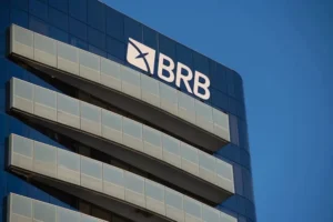 Bancos exigem nova lei e GDF envia projeto urgente para viabilizar aporte bilionário no BRB