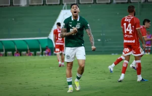 Grêmio avança por Diego Caito e negocia compra definitiva junto ao Goiás