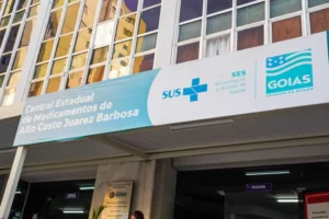 Pacientes denunciam demora e falta de medicamentos de alto custo no Juarez Barbosa em Goiânia