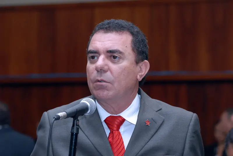 Após meses de indefinição, PT goiano tenta recuperar tempo perdido na corrida ao governo 