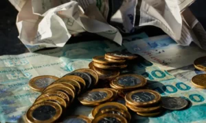 Economia cresce 0,7% em maio; FGV aponta sinais de desaceleração