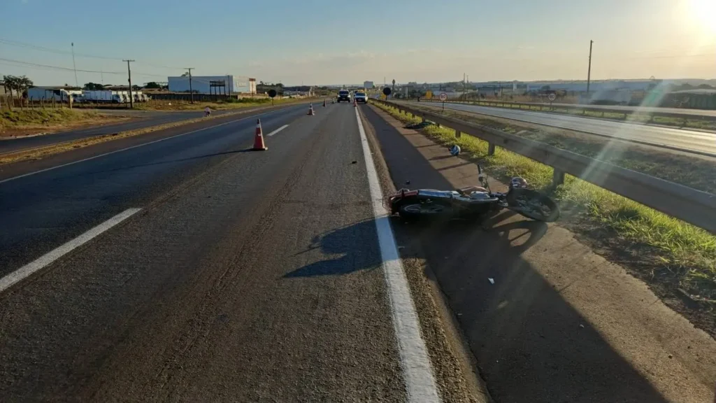 Fim de semana nas rodovias federais de Goiás tem 25 acidentes e uma morte