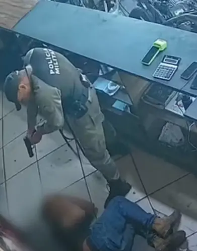 Policial militar é detido após agredir e ameaçar adolescente em loja de autopeças em Catalão (GO)