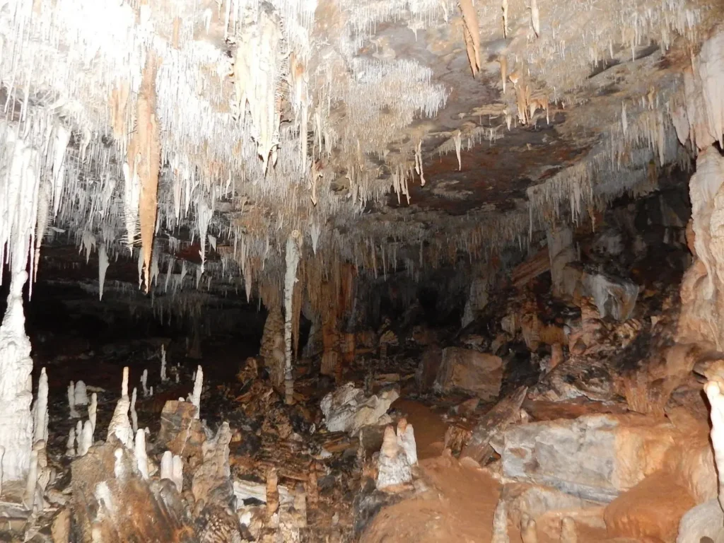 caverna em Goiás