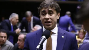 Nikolas Ferreira é condenado a pagar R$ 20 mil ao PT por publicação no X
