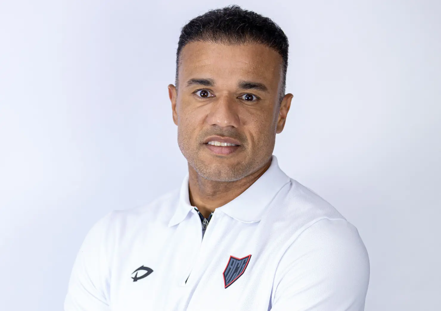 Roger fala de "confiança" em sua apresentação no Atlético-GO