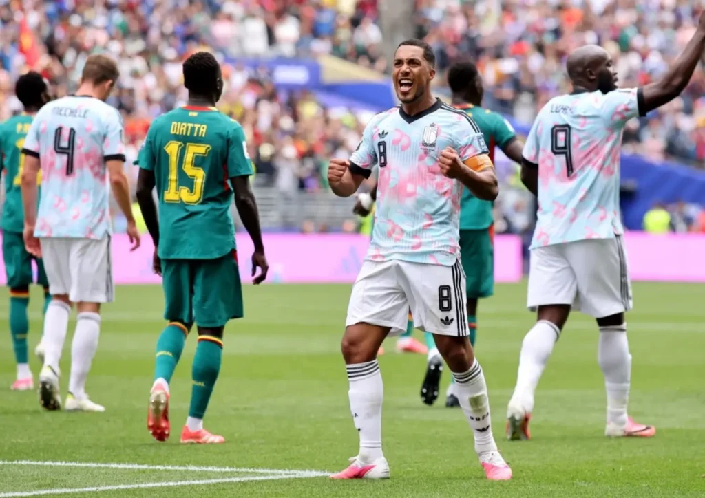Manchester United encaminha contratação de Tielemans após destaque na Copa do Mundo