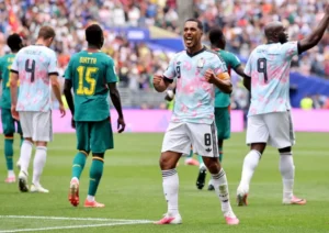 Manchester United encaminha contratação de Tielemans após destaque na Copa do Mundo