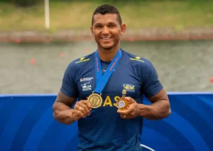 Isaquias Queiroz conquista segundo ouro no Pan-Americano de Canoagem Velocidade