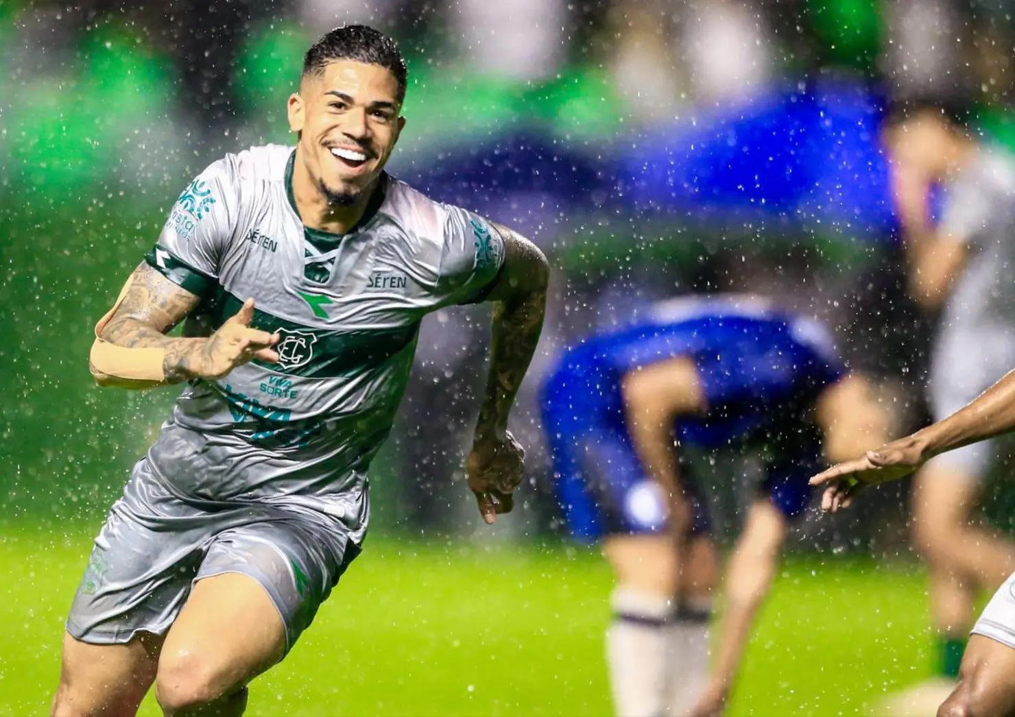 Goiás acerta empréstimo de Diego Caito ao Grêmio