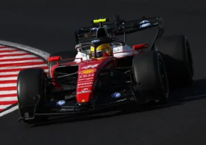 Hamilton comanda dobradinha da Ferrari na Hungria