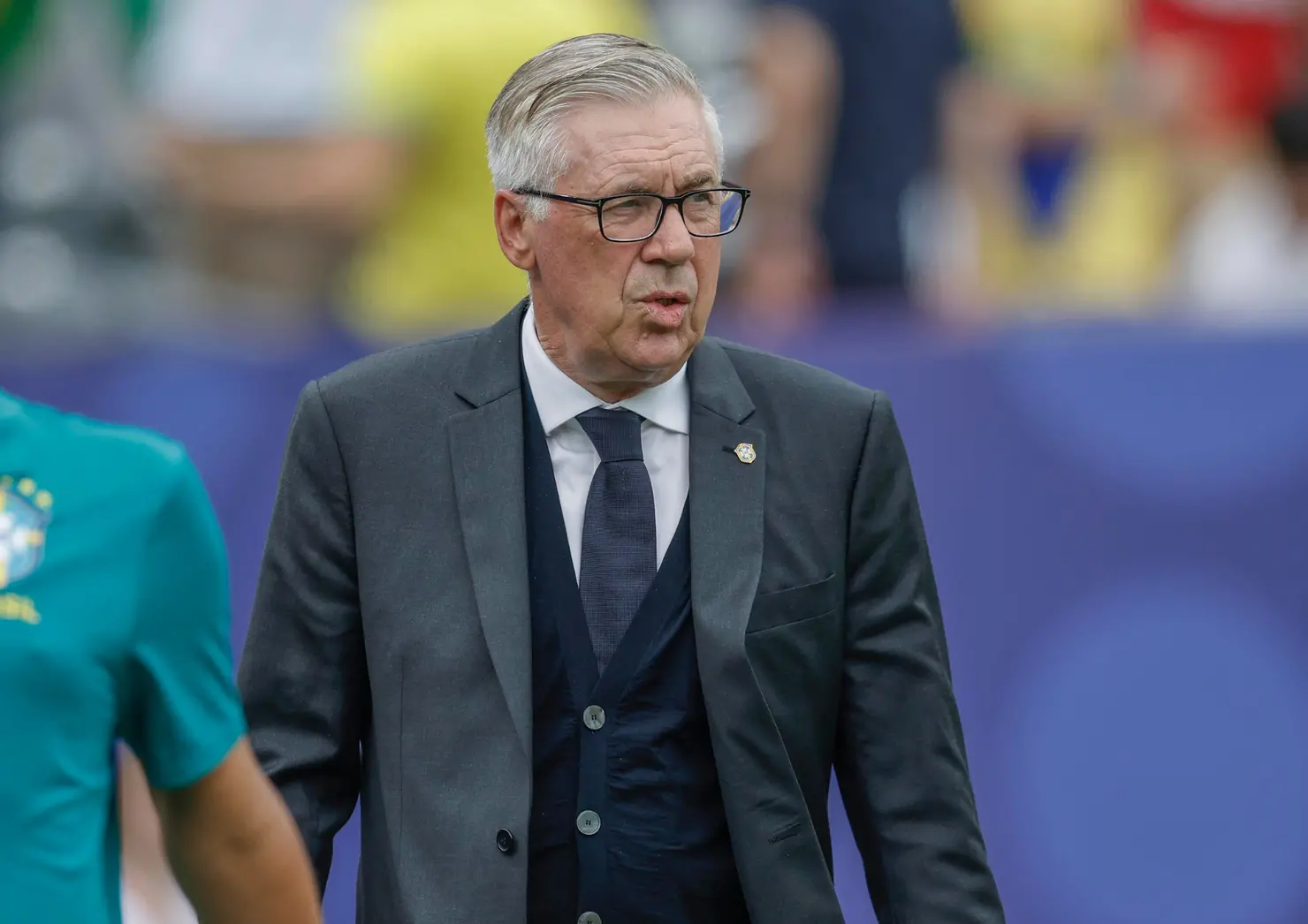 Ancelotti admite erros na Copa, encerra ciclo de veteranos e projeta renovação da Seleção Brasileira