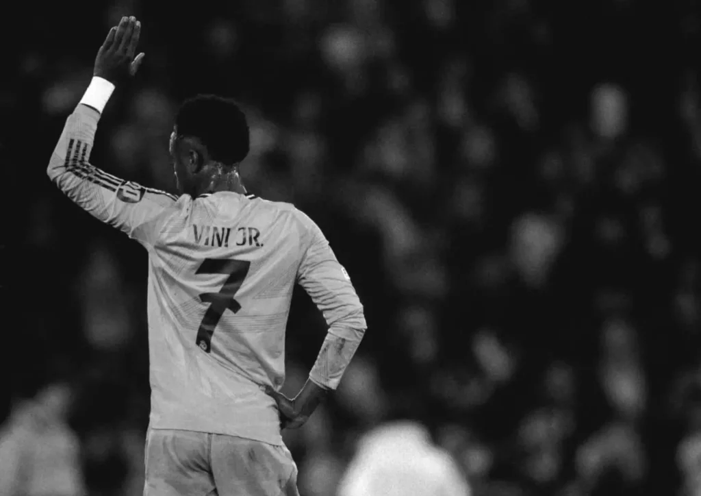 Real Madrid faz ultimato a Vini Jr. e admite venda do brasileiro nesta janela