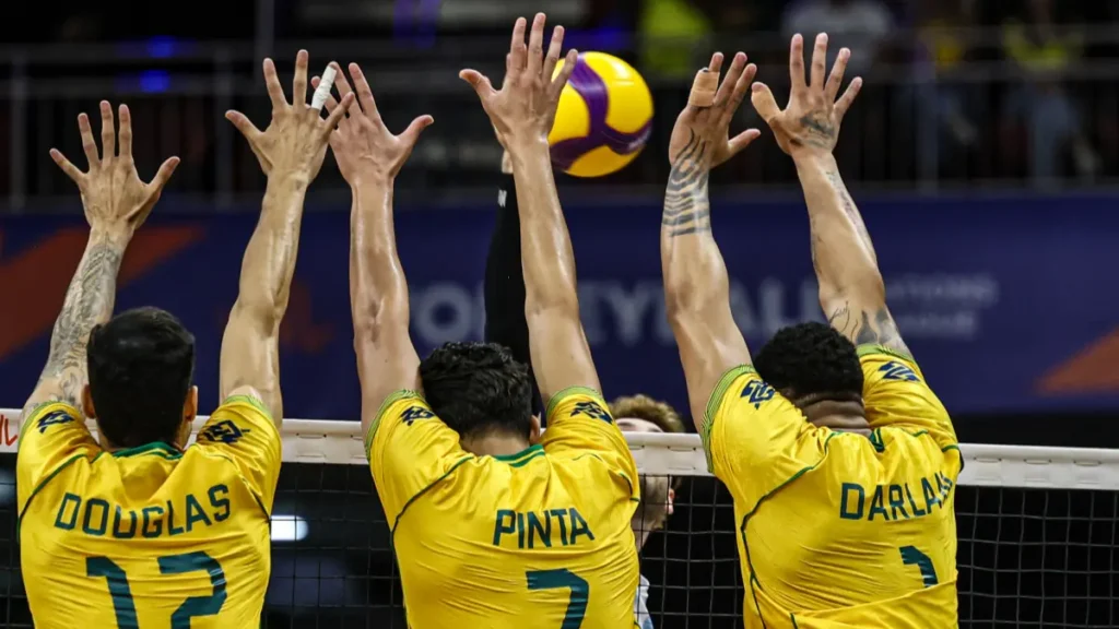 Brasil enfrenta os Estados Unidos pela VNL masculina; veja horário e onde assistir