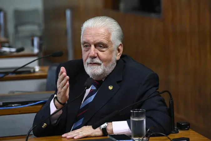 Investigação da PF aponta contato frequente entre Jaques Wagner e empresário ligado ao caso Banco Master
