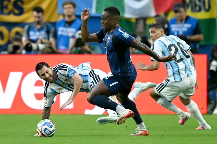 Grêmio anuncia contratação de jogador que disputou a Copa do Mundo por Cabo Verde