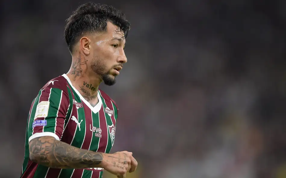Suspeita de manipulação de cartão coloca jogador do Fluminense sob investigação