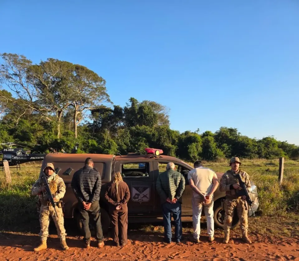 PM prende piloto de aeronave carregada com cocaína após cerco no sudoeste de Goiás