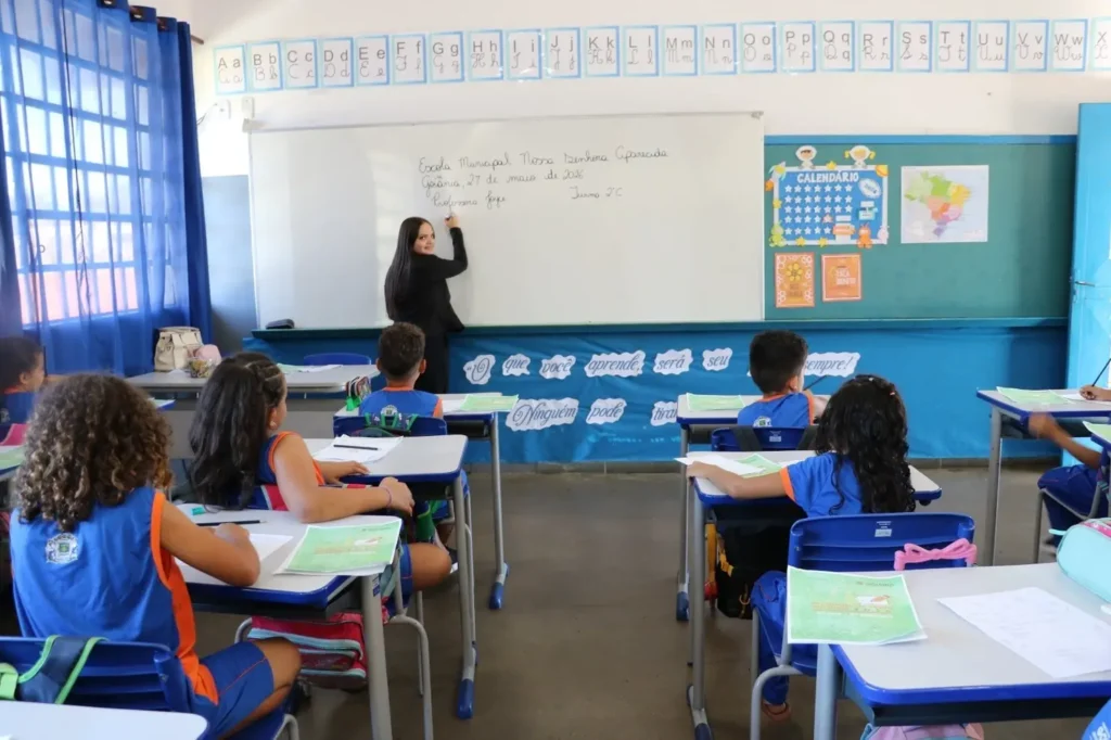 Pedagogos aprovados em concurso da Prefeitura de Goiânia têm até 7 de agosto para entregar documentos
