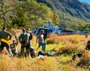 Piloto de parapente fica ferido após bater em árvore durante voo de treino na Serra de Jaraguá