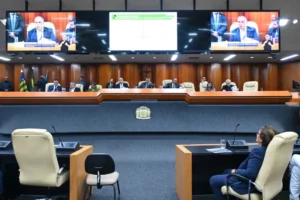 Mabel descarta novos impostos e mira 100 maiores devedores para aumentar arrecadação em Goiânia
