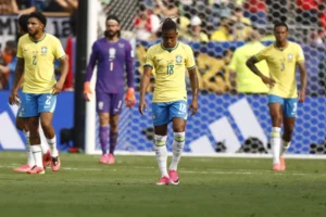 Brasil cai para a Noruega e se despede da Copa do Mundo
