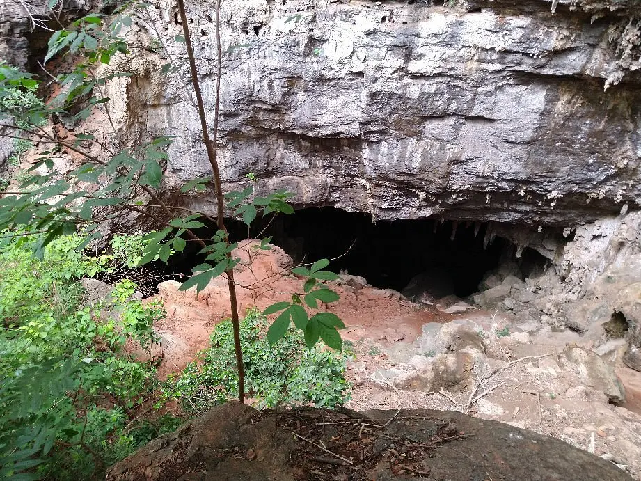 cavernas em Goiás