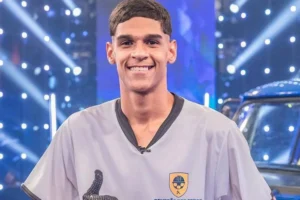 Luva de Pedreiro cobra punição da Fifa após ataques racistas contra iShowSpeed na Copa do Mundo