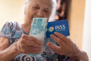 Nova proposta pode mudar novamente as regras da aposentadoria no Brasil; entenda