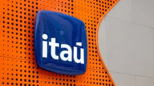 Itaú muda regra de cartões Black e Infinite