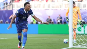 França vence o Paraguai e enfrenta Marrocos nas quartas da Copa do Mundo