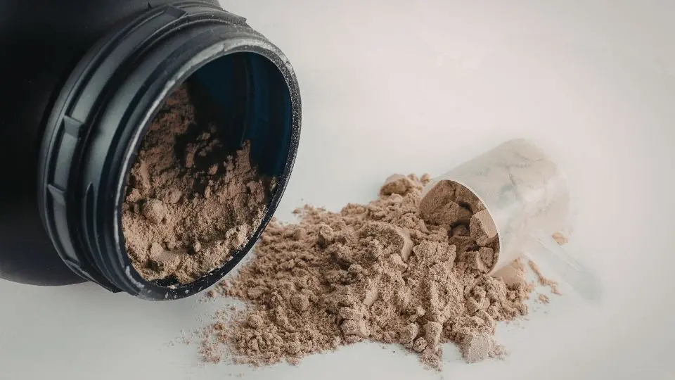 Suplementos viram febre no Brasil, mas acende alerta para uso indiscriminado